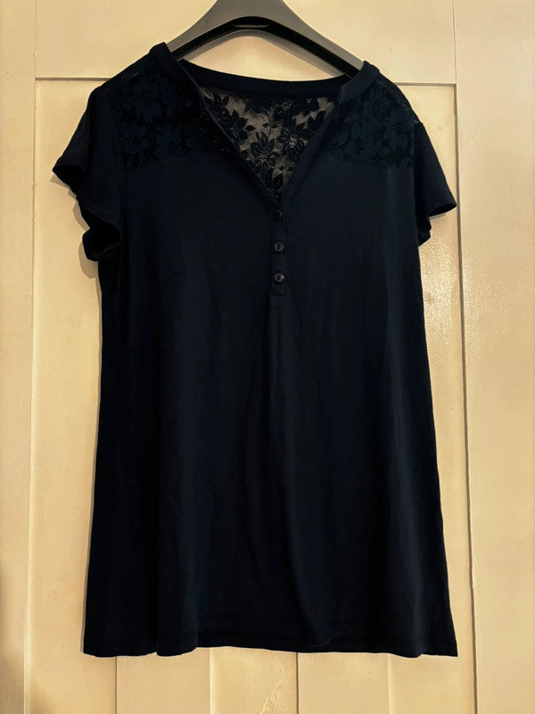 Blue top lace detail