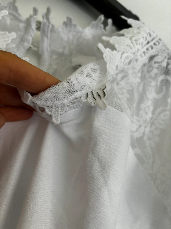 White t shirt lace detail