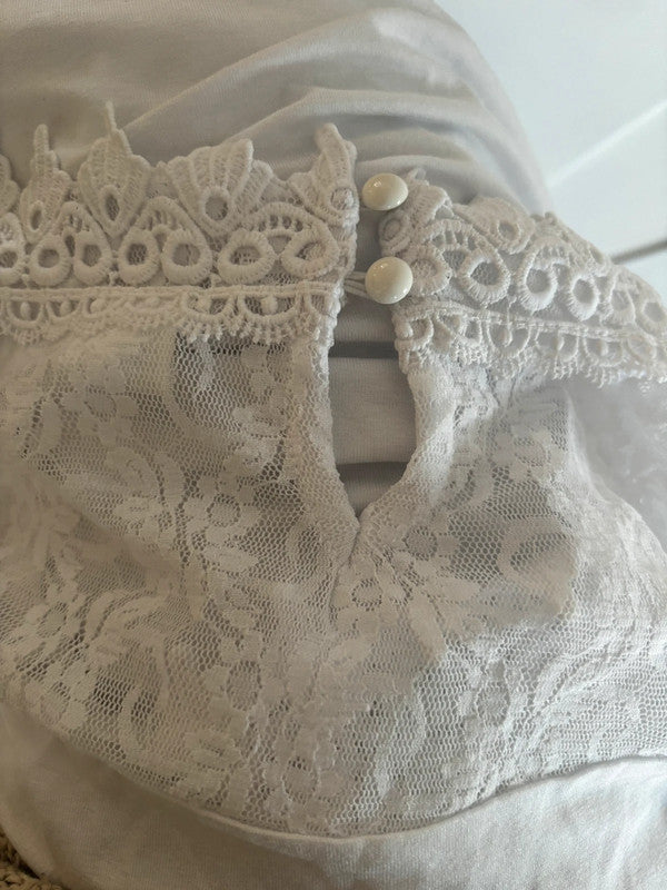 White t shirt lace detail