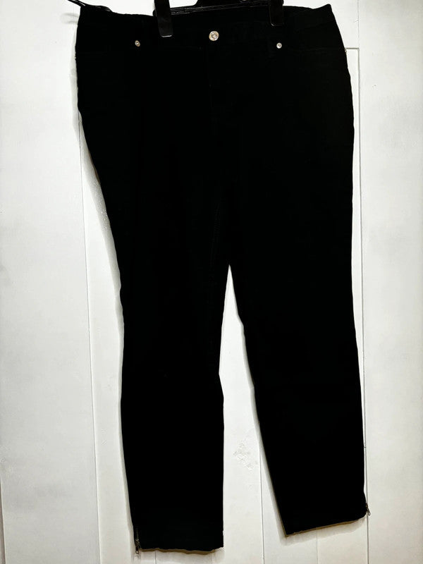 Black slim fit jeans