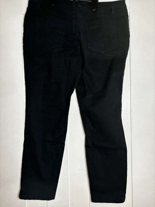 Black slim fit jeans