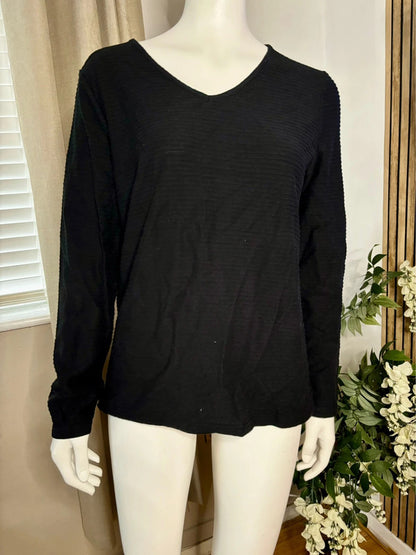 Black ribbed top